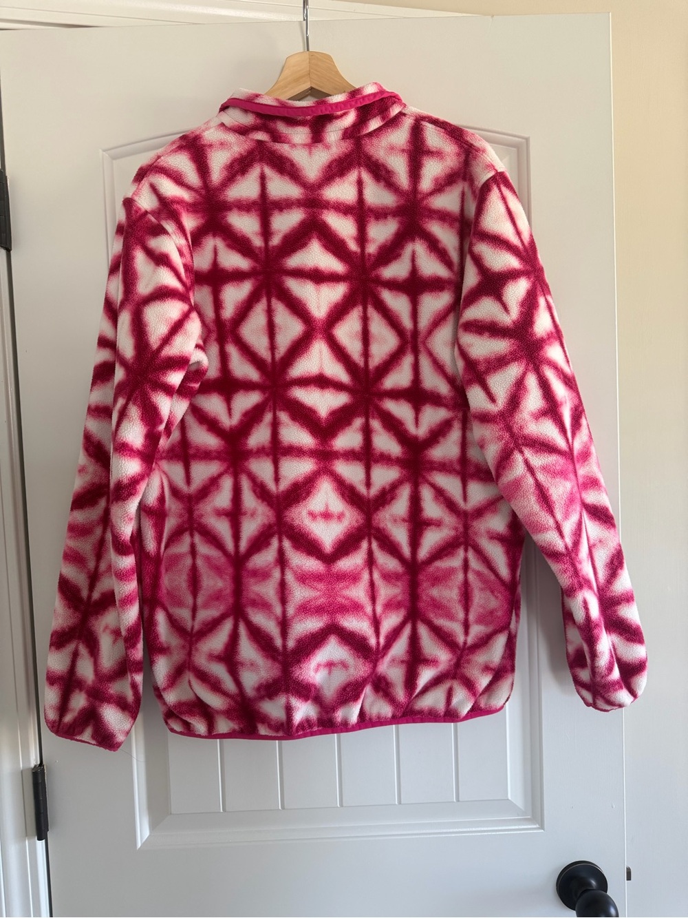 Patagonia Synchilla Women’s Hot Pink & White Patterned Fleece Pullover Size L - Picture 5 of 11